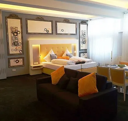 Diamond Hotel *