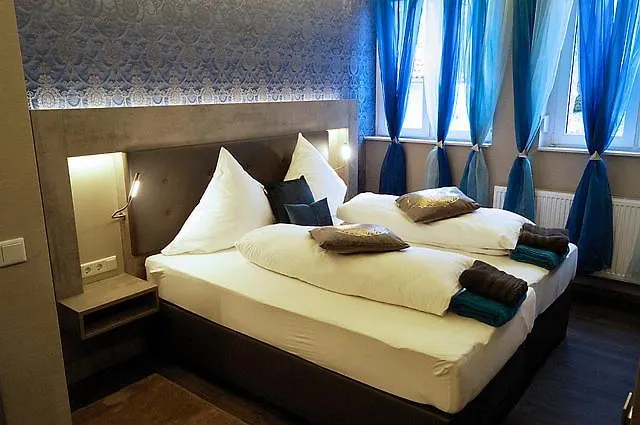 فندق Diamond *